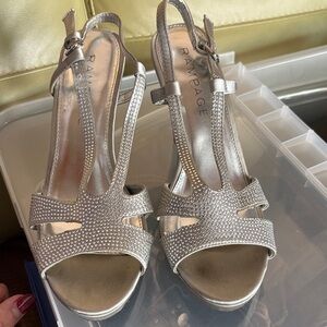 Rampage Metallic Silver Heeled Sandals